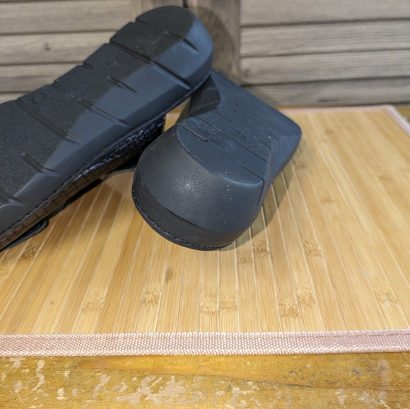 Women's Black Size 41/9.5 Wolky  Cyprus Mini Croco Printed Leather Slide Sandal - Picture 13 of 16